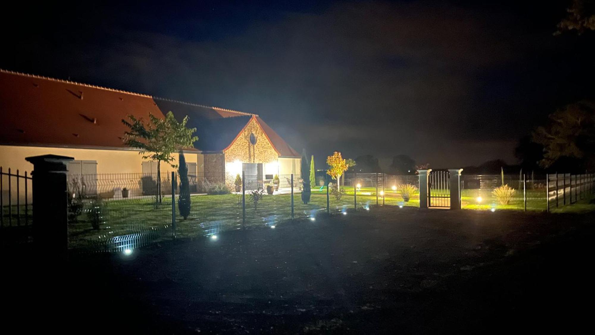 Aux 3 Forets Bizeneuille Dış mekan fotoğraf